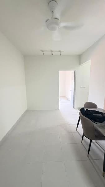 Apartment for Rent at Residensi Max - Alex Goh - Living Room - PropertyGuru.com.my