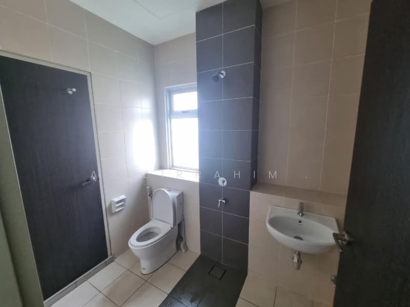 2-storey Terraced House for Rent in Dengkil (Selangor) - Azizirrahim . - Bathroom - PropertyGuru.com.my