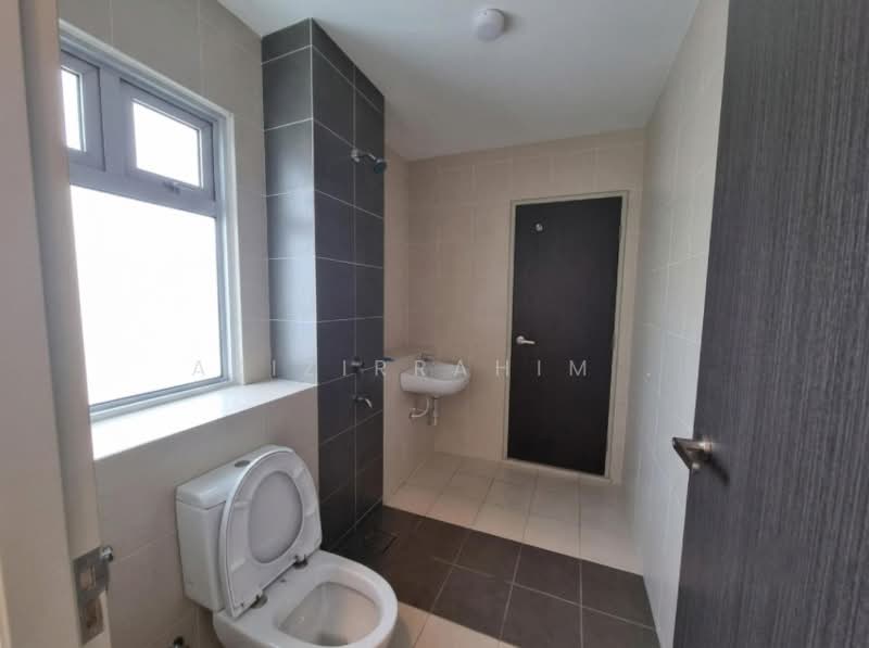 2-storey Terraced House for Rent in Dengkil (Selangor) - Azizirrahim . - Bathroom - PropertyGuru.com.my