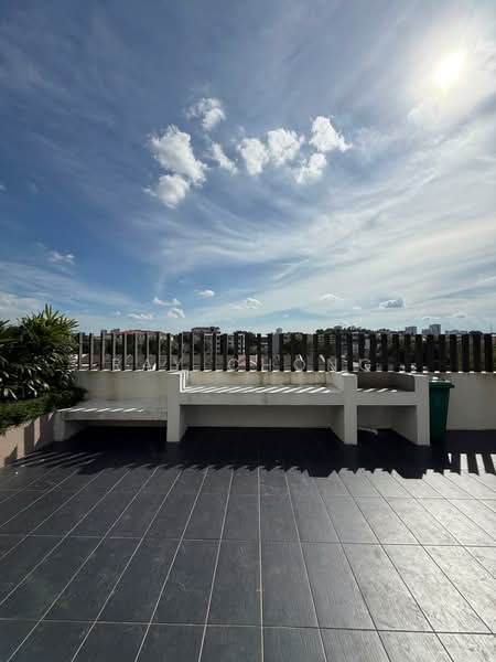 Condominium for Sale at Pearl Avenue - Ray Chong - BBQ Pit - PropertyGuru.com.my