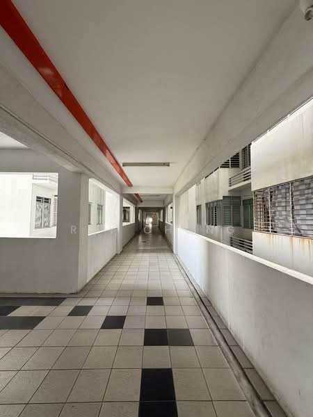 Condominium for Sale at Pearl Avenue - Ray Chong - Corridor - PropertyGuru.com.my