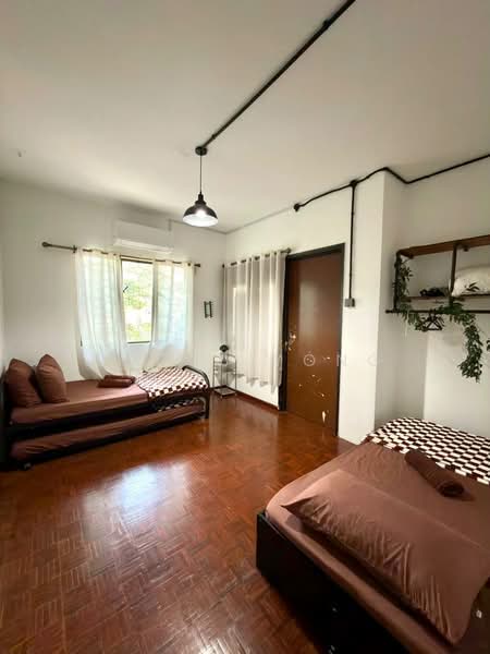 Bungalow for Rent in Jalan Klang Lama (Old Klang Road) (Kuala Lumpur) - Lucus Yong - Bedroom - PropertyGuru.com.my