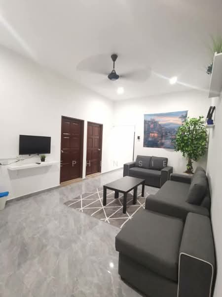 1-storey Terraced House for Rent in Ipoh (Perak) - Stephen Siew - Living Room - PropertyGuru.com.my
