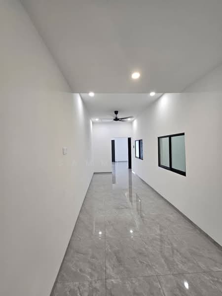 Rumah Teres 1 Tingkat untuk Dijual di Perai (Penang) - Sammi SC - Corridor - PropertyGuru.com.my