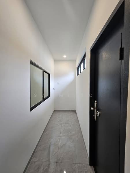 Rumah Teres 1 Tingkat untuk Dijual di Perai (Penang) - Sammi SC - Corridor - PropertyGuru.com.my