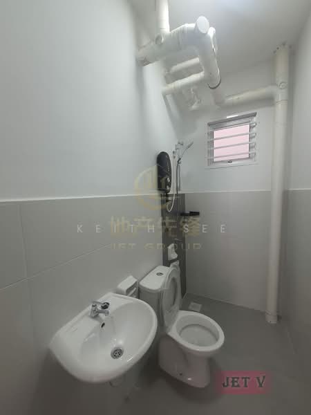 Pangsapuri untuk Disewa di Aronia - Keith See - Bathroom - PropertyGuru.com.my
