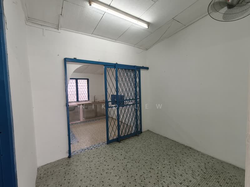 Terraced House for Sale in Taman Abad (Johor Bahru) - Niko Lew - Kitchen - PropertyGuru.com.my