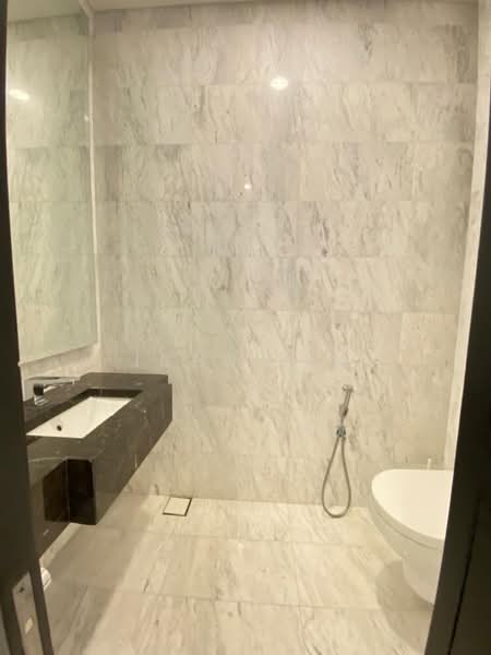Service Residence for Rent at Banyan Tree Signatures - John Lim - Bathroom - PropertyGuru.com.my