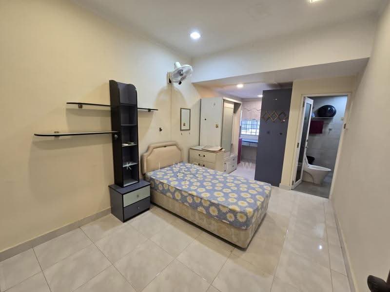 Rumah Teres 2-Tingkat untuk Dijual di Kepong (Kuala Lumpur) - Kiing TW - Bedroom - PropertyGuru.com.my
