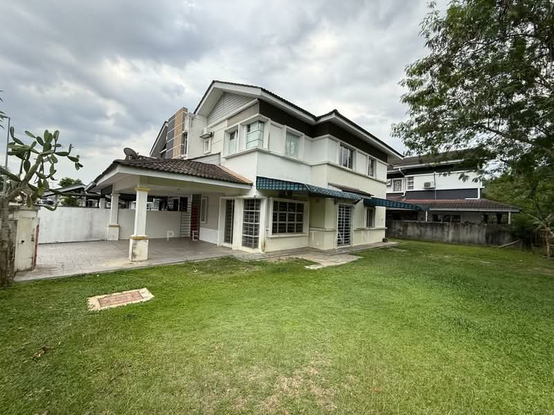 Semi-Detached House for Sale in Taman Tasik Semenyih (Semenyih) - Peter Tan - Exterior - PropertyGuru.com.my