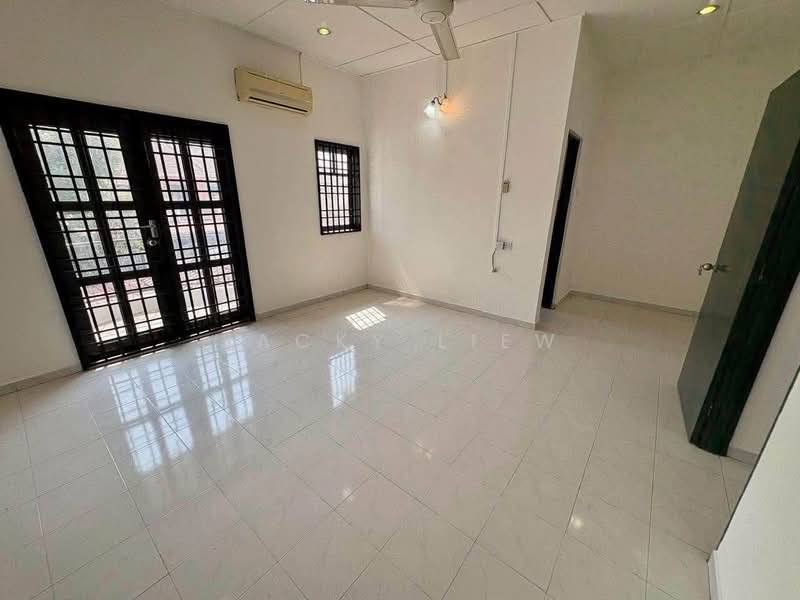 2-storey Terraced House for Sale in Taman Menglembu Impiana Adril (Menglembu) - Jacky Liew - PropertyGuru.com.my