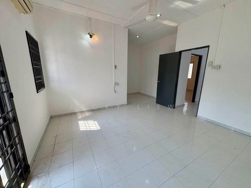 2-storey Terraced House for Sale in Taman Menglembu Impiana Adril (Menglembu) - Jacky Liew - PropertyGuru.com.my