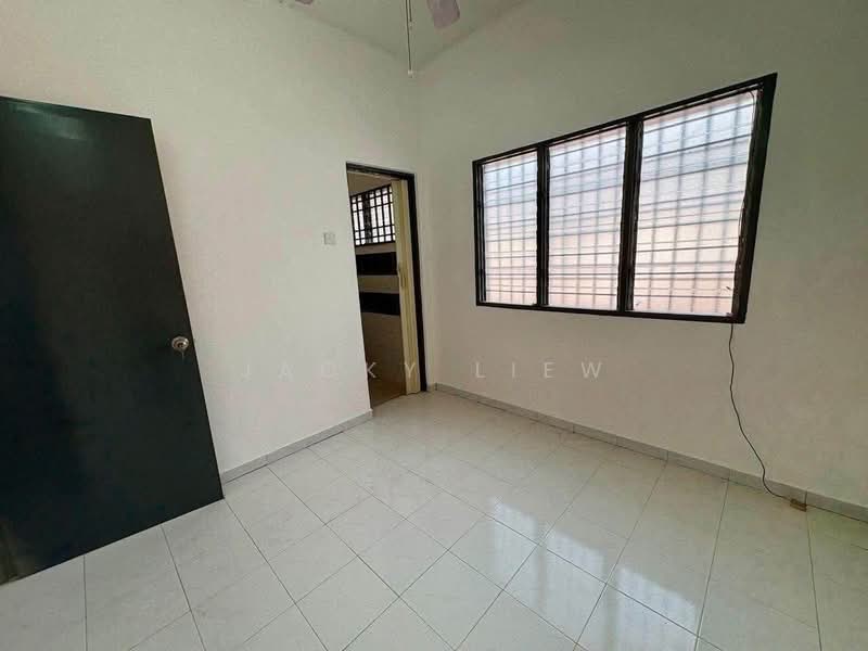 2-storey Terraced House for Sale in Taman Menglembu Impiana Adril (Menglembu) - Jacky Liew - PropertyGuru.com.my