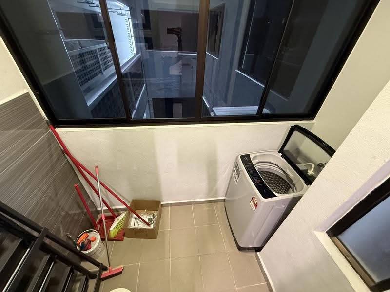Kondominium untuk Disewa di Admiral Residences - Elson Tay - Balcony - PropertyGuru.com.my