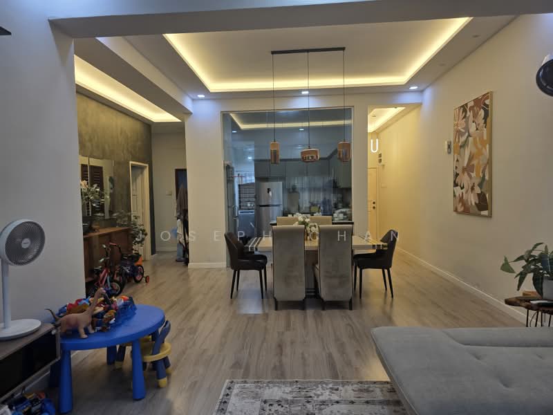 Condominium for Sale at Sri Alam Condominium - Joseph Chan - Dining Room - PropertyGuru.com.my