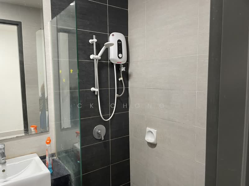 Servis Apartment untuk Disewa di Queensville - CK Chong - Bathroom - PropertyGuru.com.my