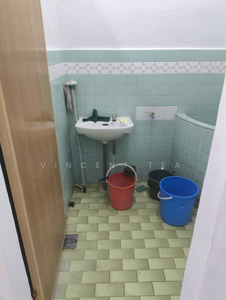 Rumah Teres 1 Tingkat untuk Disewa di Skudai (Johor) - Vincent Tea - Bathroom - PropertyGuru.com.my