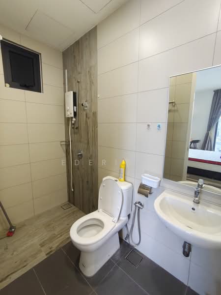 Servis Apartment untuk Disewa di Arte S - Ederic . - Bathroom - PropertyGuru.com.my
