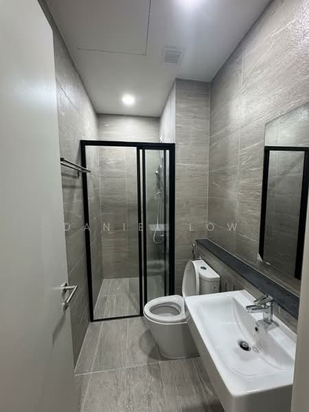 Servis Apartment untuk Disewa di Edelweiss @ Tropicana Gardens - Daniel Low - Bathroom - PropertyGuru.com.my