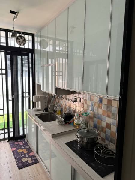 Rumah Kluster untuk Disewa di Iskandar Puteri (Nusajaya) (Johor) - Mandy Goh Siew Li - Kitchen - PropertyGuru.com.my