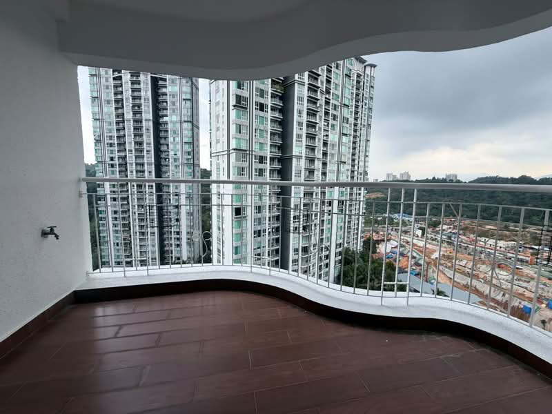 Kondominium untuk Disewa di Kiaramas Sutera - Bao Jie - Balcony - PropertyGuru.com.my