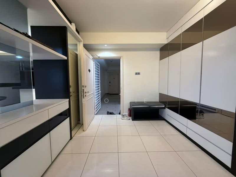 Kondominium untuk Disewa di Kiaramas Sutera - Bao Jie - Entrance - PropertyGuru.com.my