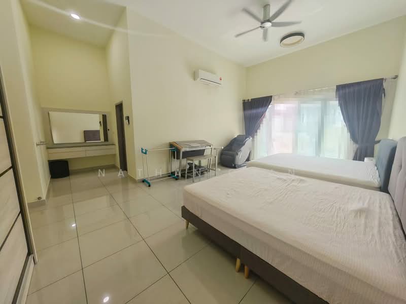 Rumah Teres 2-Tingkat untuk Dijual di Taman Seri Austin (Tebrau) - Nathan Chan - PropertyGuru.com.my