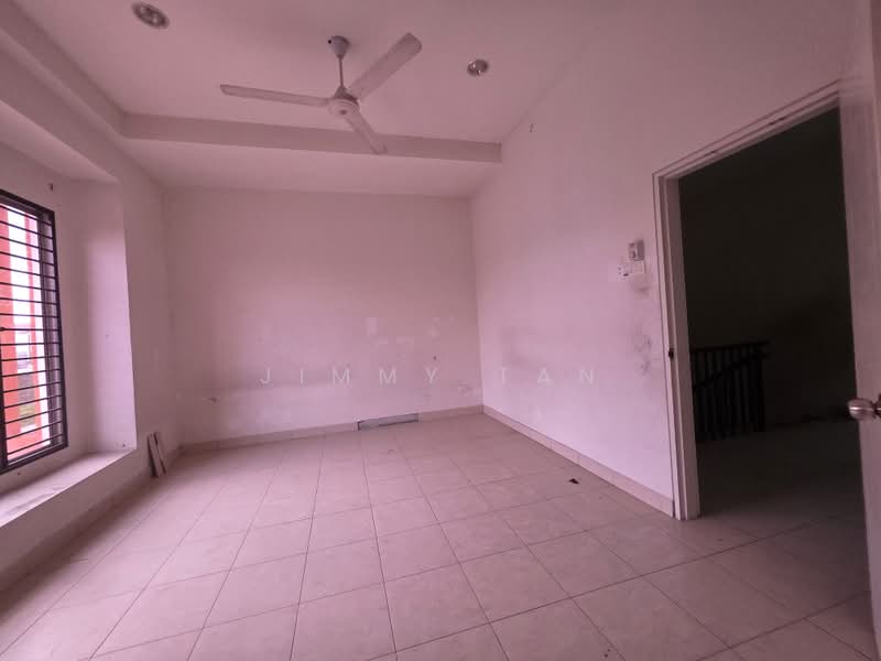 2-storey Terraced House for Sale in Bandar Seri Coalfields (Sungai Buloh) - Jimmy Tan - Interior - PropertyGuru.com.my