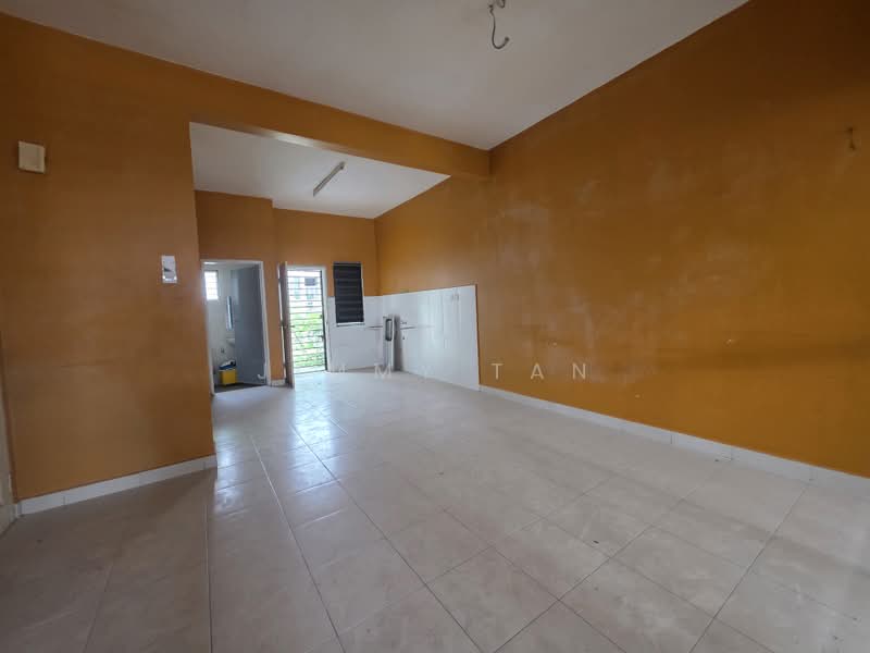 2-storey Terraced House for Sale in Bandar Seri Coalfields (Sungai Buloh) - Jimmy Tan - Kitchen - PropertyGuru.com.my