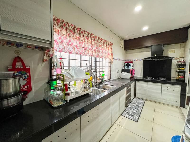 2-storey Terraced House for Sale in Taman Pelangi Semenyih (Semenyih) - Mahafiz . - PropertyGuru.com.my