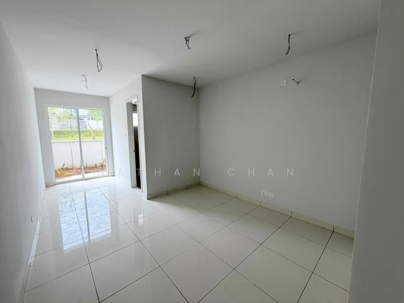 Semi-Detached House for Sale in Bandar Seri Alam (Masai) - Nathan Chan - PropertyGuru.com.my