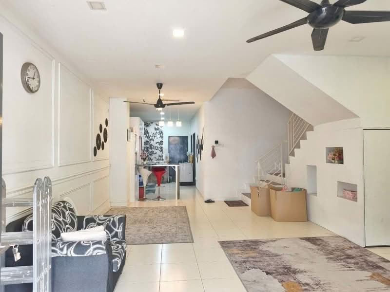 2.5-storey Terraced House for Sale in Senai (Johor) - Sufi Norman - Living Room - PropertyGuru.com.my