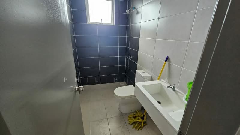 Kondominium untuk Dijual di Residensi PV18 - Philip Tsia - Bathroom - PropertyGuru.com.my