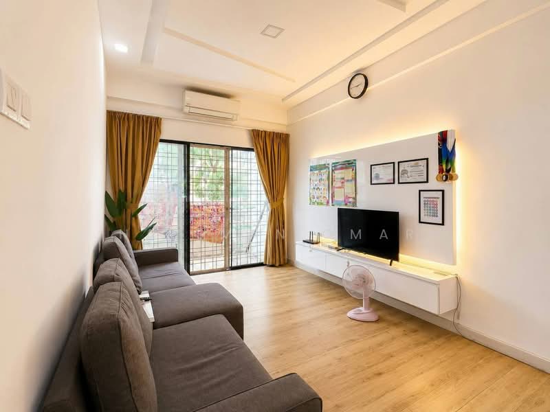Condominium for Sale at Vista Millennium Condominium - Hazeman Omar - Living Room - PropertyGuru.com.my
