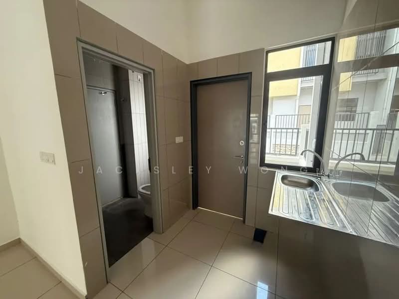 Rumah Teres 2 Tingkat untuk Dijual di Bandar Tun Hussein Onn (Cheras) - Jacksley Wong - Bathroom - PropertyGuru.com.my