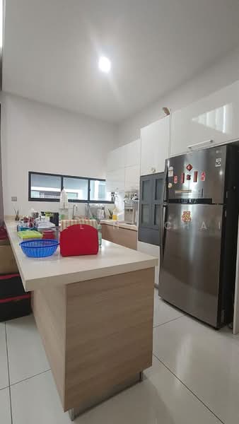 Rumah Banglo untuk Dijual di Senibong Cove (Masai) - Roselynn Chai - Kitchen - PropertyGuru.com.my