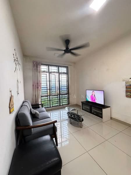 Servis Apartment untuk Disewa di D'Ambience Residences (Pangsapuri Ikatan Flora) - SY Tan - Living Room - PropertyGuru.com.my