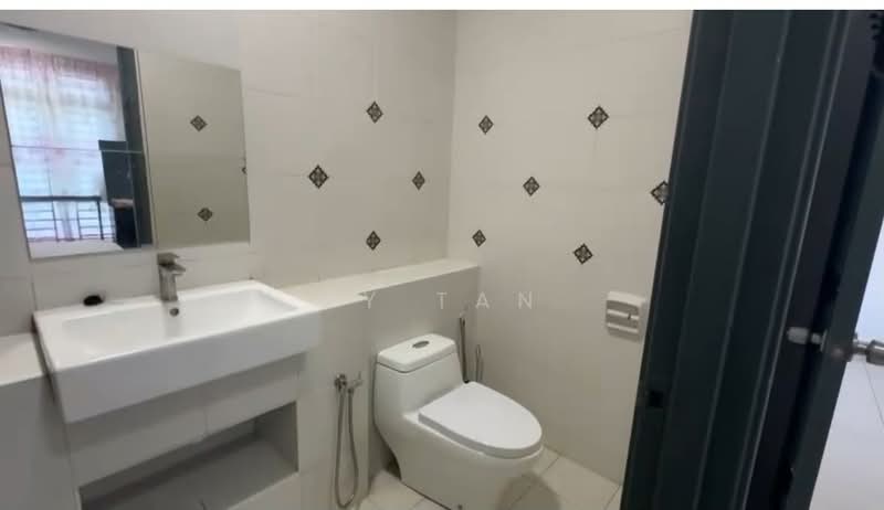 Servis Apartment untuk Disewa di D'Ambience Residences (Pangsapuri Ikatan Flora) - SY Tan - Bathroom - PropertyGuru.com.my