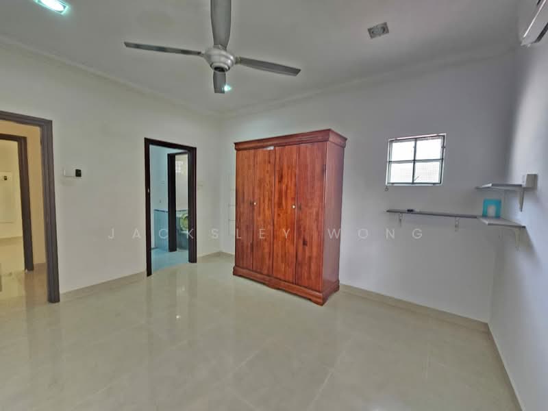 Rumah Berkembar untuk Dijual di Taman Lagenda Mas (Cheras) - Jacksley Wong - Bedroom - PropertyGuru.com.my