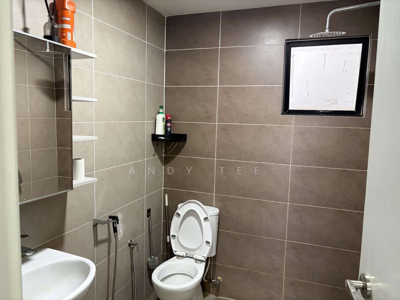 Condominium for Rent at The Greens (Residensi Hijauan) @ Subang West - Andy Tee - Master Bathroom - PropertyGuru.com.my