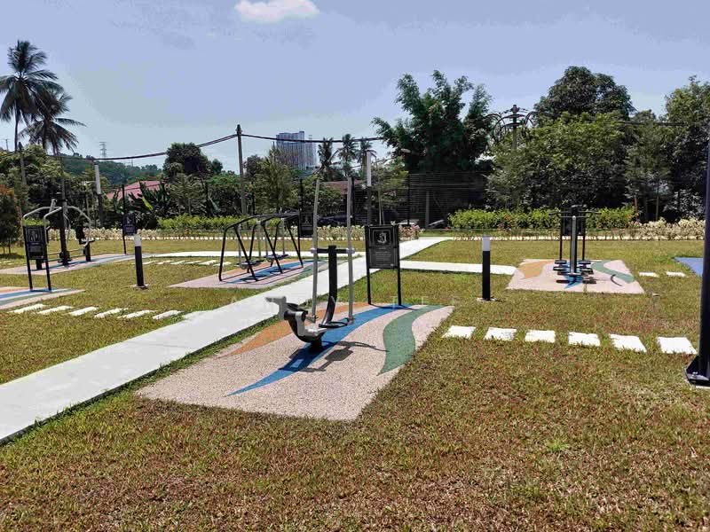 Condominium for Rent at The Greens (Residensi Hijauan) @ Subang West - Andy Tee - Many Exercise Tools - PropertyGuru.com.my