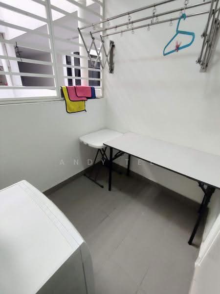 Condominium for Rent at The Greens (Residensi Hijauan) @ Subang West - Andy Tee - Yard With Table - PropertyGuru.com.my