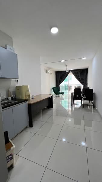 Pangsapuri untuk Disewa di KSL Residence @ Daya - Vincent Tea - Living Room - PropertyGuru.com.my