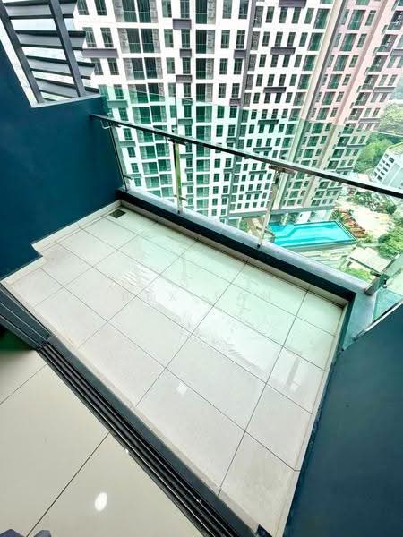 Kondominium untuk Disewa di The Vyne - Rex Tan - Balcony - PropertyGuru.com.my