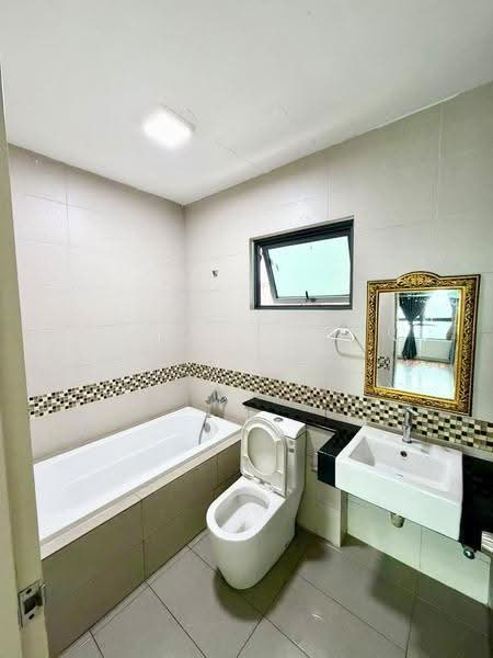 Kondominium untuk Disewa di The Vyne - Rex Tan - Bathroom - PropertyGuru.com.my