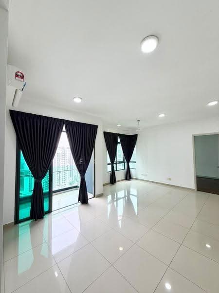 Kondominium untuk Disewa di The Vyne - Rex Tan - Living Room - PropertyGuru.com.my
