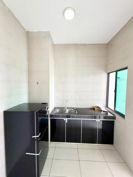Kondominium untuk Disewa di The Vyne - Rex Tan - Kitchen - PropertyGuru.com.my