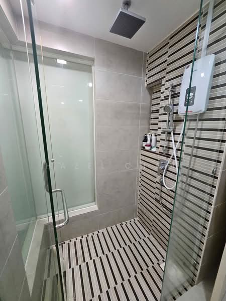 Kondominium untuk Dijual di The Peak SOHO - Hazel Chan - Bathroom - PropertyGuru.com.my