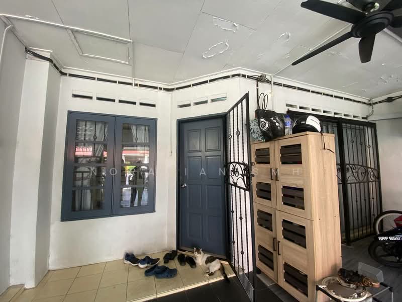 2-storey Terraced House for Sale in Banting (Selangor) - Norafian SMH - PropertyGuru.com.my