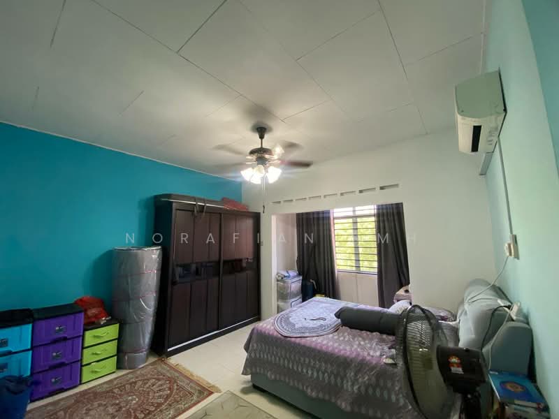 2-storey Terraced House for Sale in Banting (Selangor) - Norafian SMH - PropertyGuru.com.my